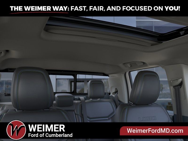 New 2025 Ford Maverick Lobo High - photo - 11