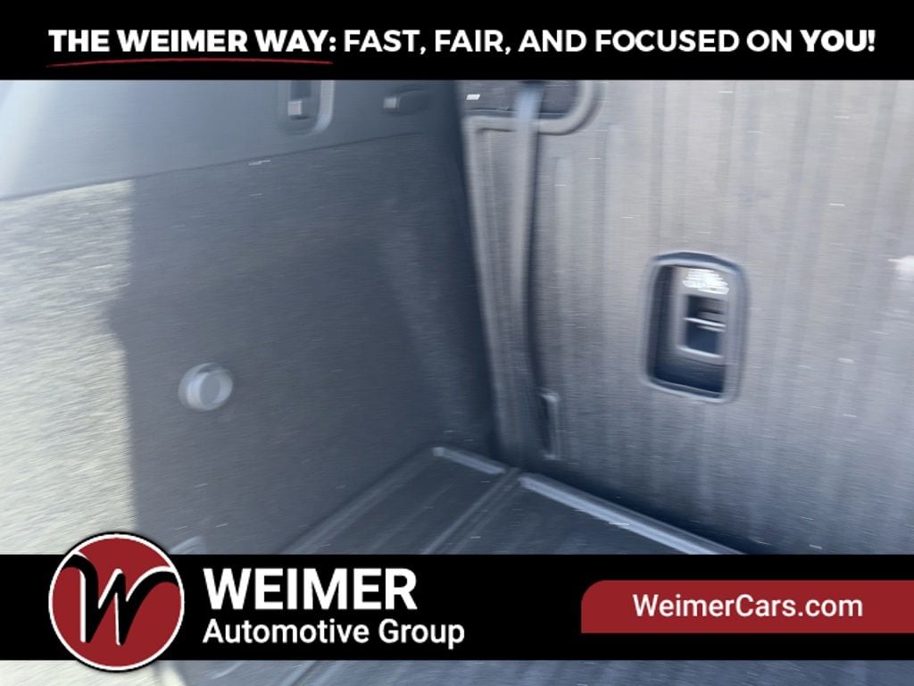Pre-Owned 2025 Nissan Pathfinder Platinum - photo - 9