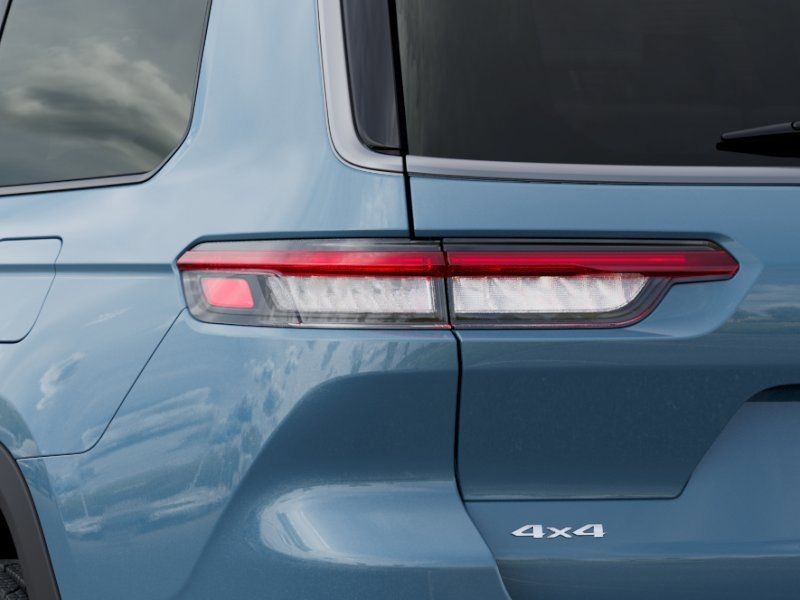New 2026 Jeep Grand Cherokee L Limited - photo - 8