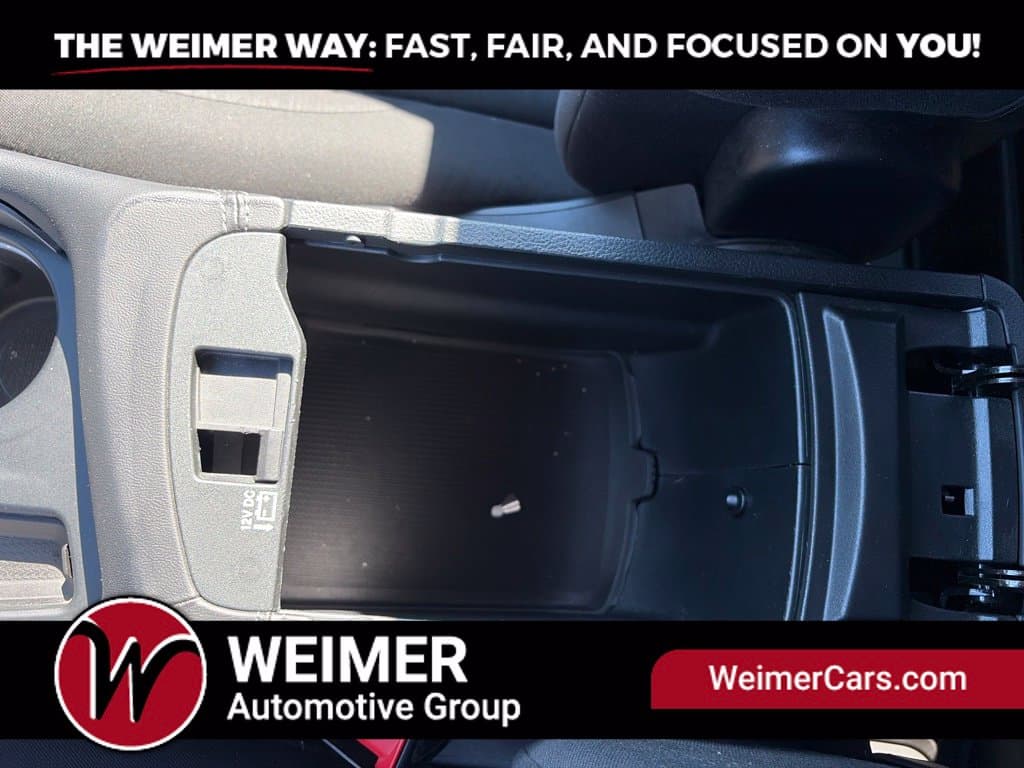 Pre-Owned 2023 Dodge Durango SXT - photo - 31