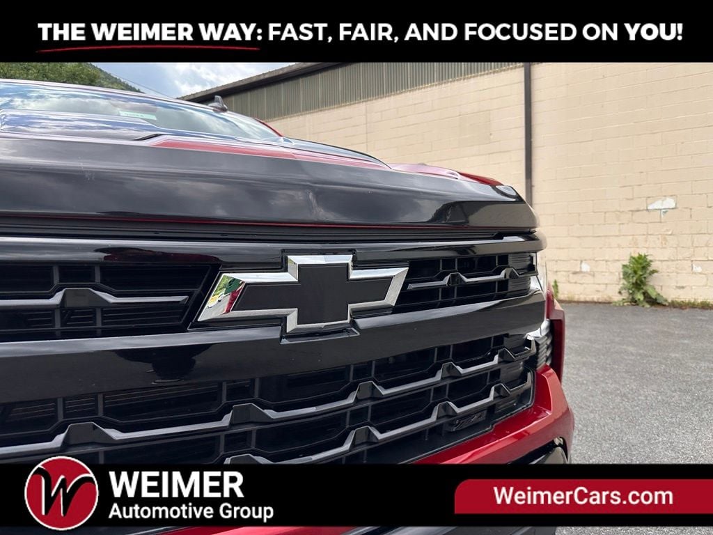 Pre-Owned 2024 Chevrolet Silverado 1500 LT Trail Boss - photo - 2