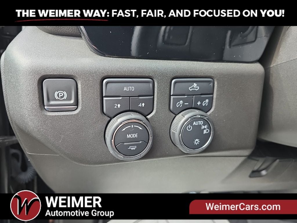 Pre-Owned 2024 Chevrolet Silverado 1500 LT - photo - 16