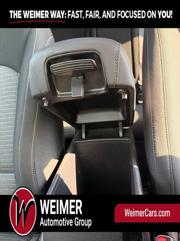 Pre-Owned 2023 Kia Soul EX - photo - 24