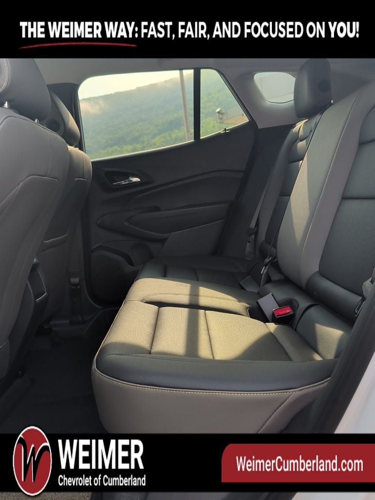 New 2026 Chevrolet Trax ACTIV - photo - 11