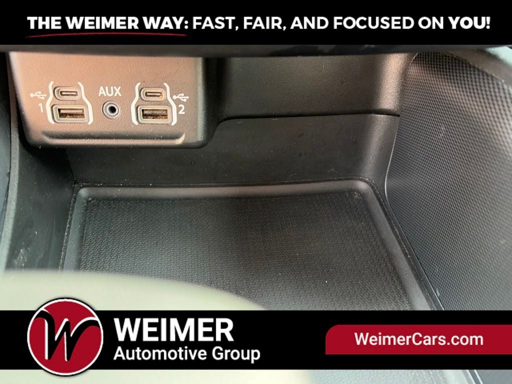 Pre-Owned 2024 Dodge Durango GT Plus - photo - 33