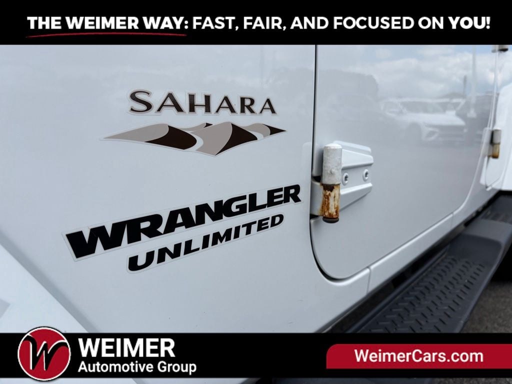 Pre-Owned 2017 Jeep Wrangler Unlimited Sahara - photo - 8