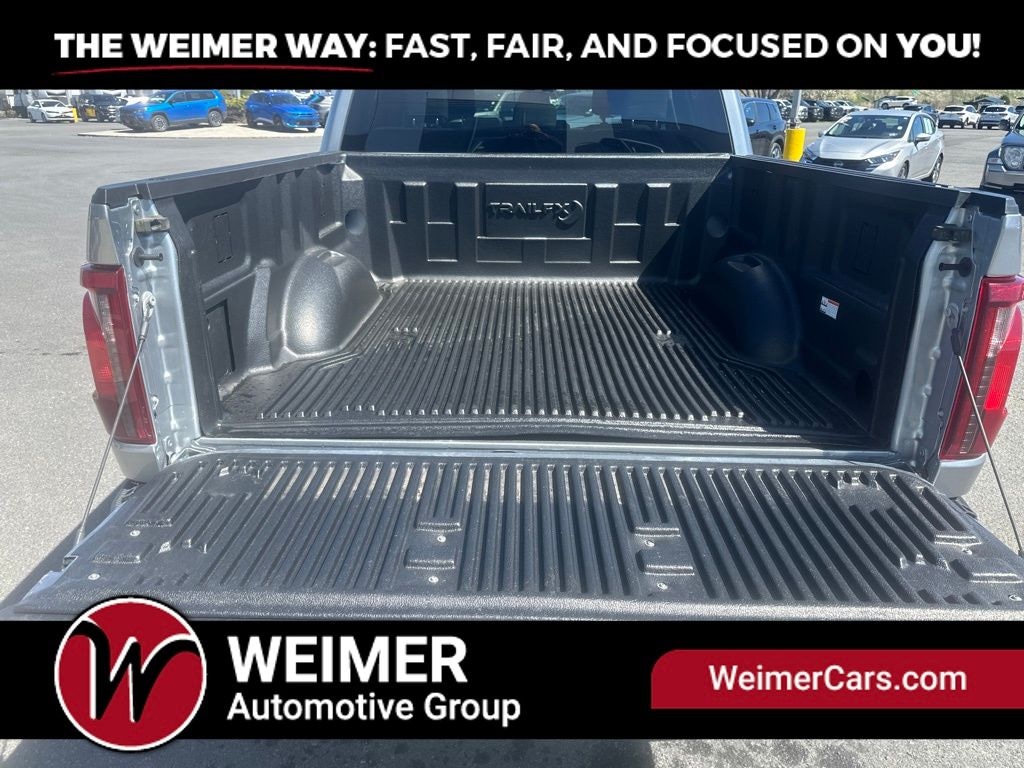 Pre-Owned 2025 Ford F-150 XLT - photo - 41