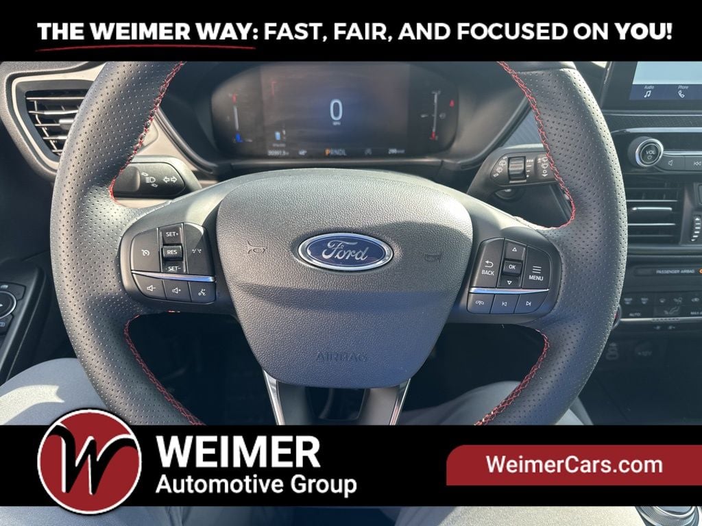 Pre-Owned 2025 Ford Escape ST-Line - photo - 14