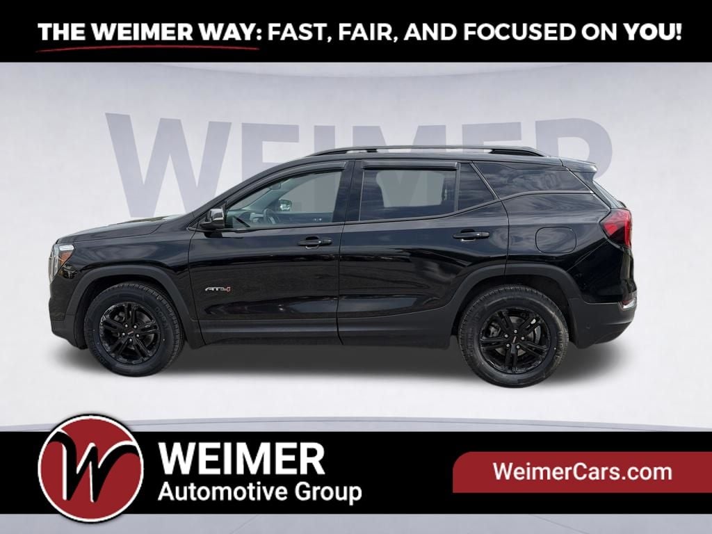 Pre-Owned 2023 GMC Terrain AT4 - photo - 7