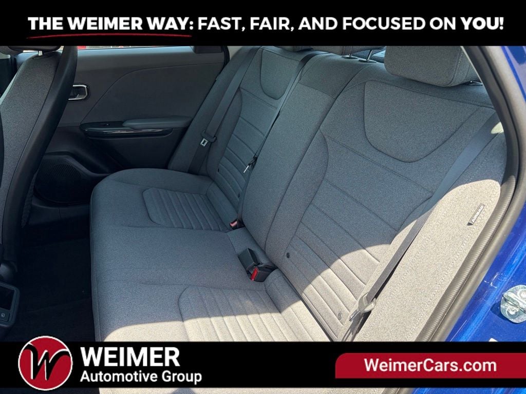 Pre-Owned 2025 Kia K4 EX - photo - 19