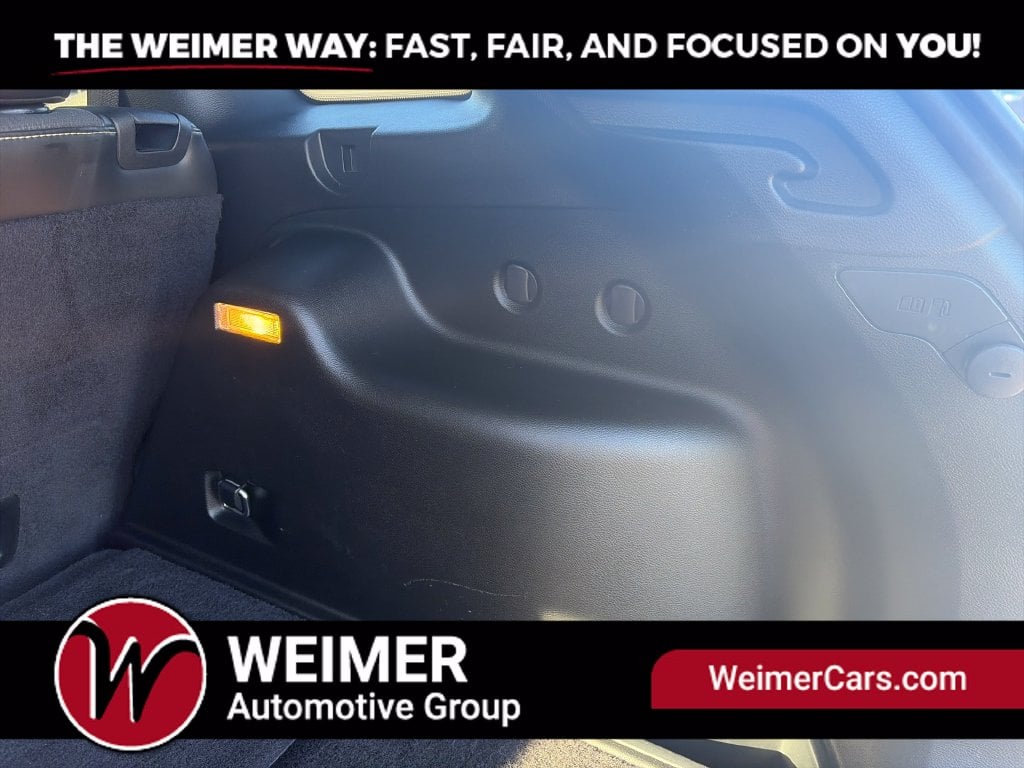 Pre-Owned 2018 Jeep Cherokee Latitude Plus - photo - 28