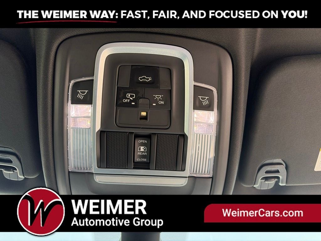 Pre-Owned 2020 Ram 1500 Laramie - photo - 32