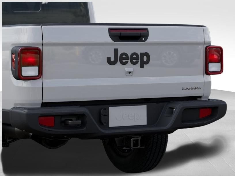 New 2026 Jeep Gladiator Sahara - photo - 12