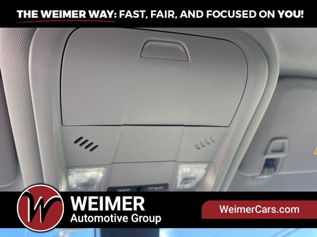 Pre-Owned 2024 GMC Terrain SLE - photo - 8
