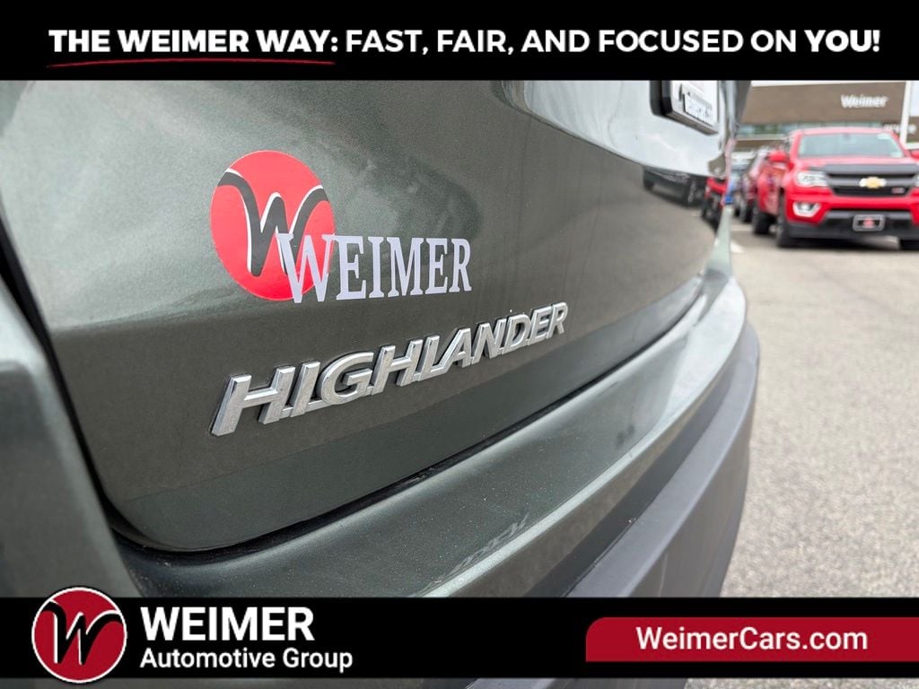 Pre-Owned 2015 Toyota Highlander XLE V6 - photo - 11