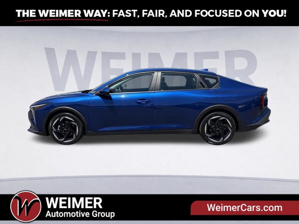 Pre-Owned 2025 Kia K4 EX - photo - 1
