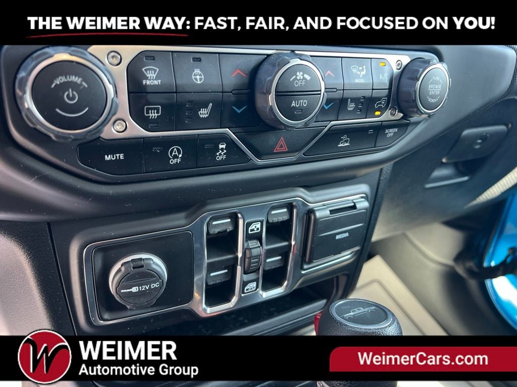 Pre-Owned 2020 Jeep Gladiator Sport - photo - 10