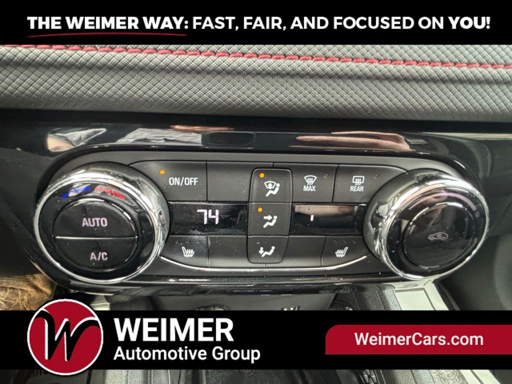Pre-Owned 2024 Chevrolet TrailBlazer RS - photo - 21