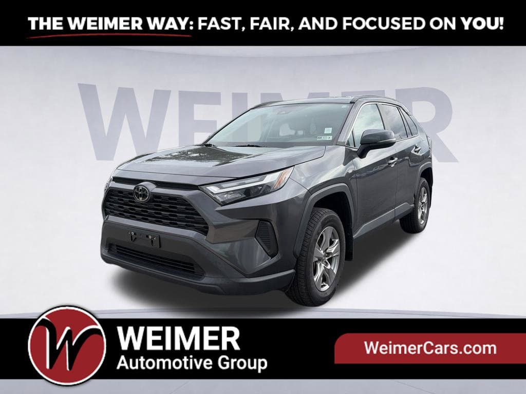 Pre-Owned 2024 Toyota RAV4 XLE - photo - 0