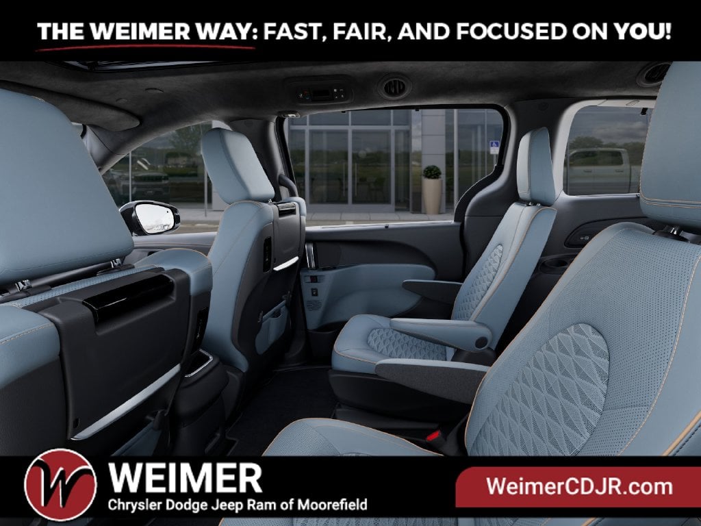 New 2027 Chrysler Pacifica Pinnacle - photo - 22