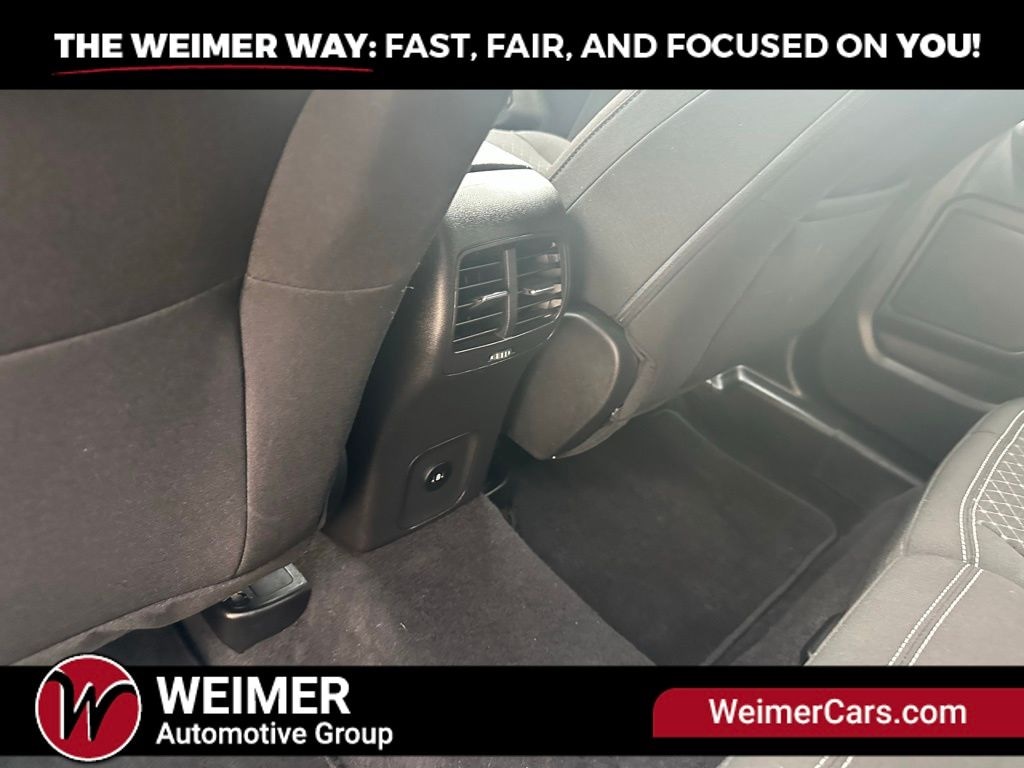 Pre-Owned 2023 Ford Escape Active - photo - 22