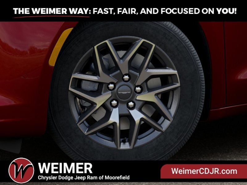 New 2027 Chrysler Pacifica Limited - photo - 7