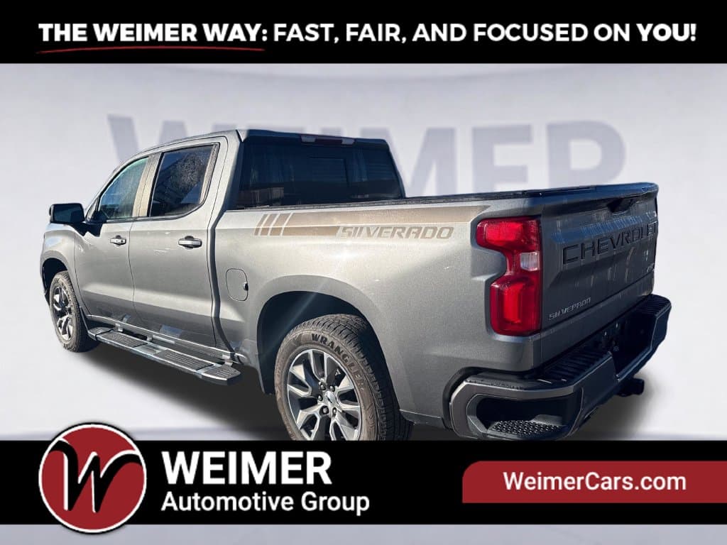 Pre-Owned 2021 Chevrolet Silverado 1500 RST - photo - 3
