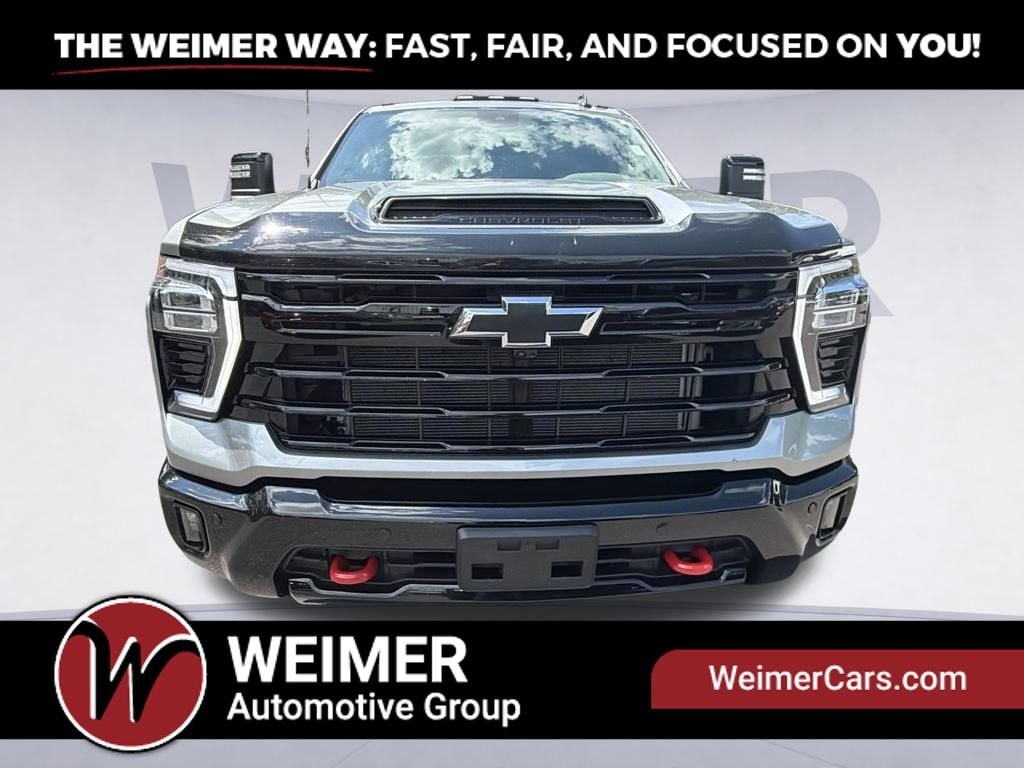 Pre-Owned 2025 Chevrolet Silverado 2500HD LT - photo - 1