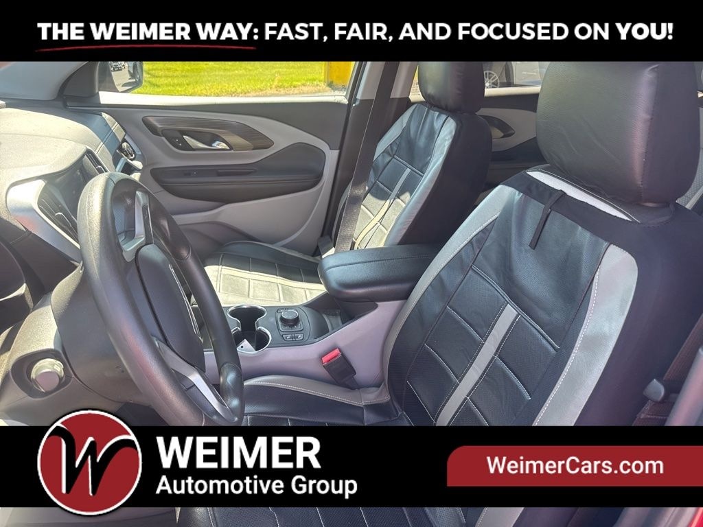 Pre-Owned 2024 GMC Terrain SLE - photo - 17