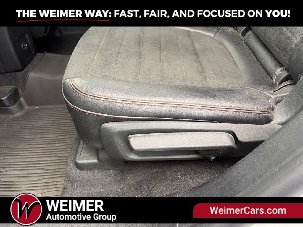 Pre-Owned 2022 Ford Escape SEL - photo - 16