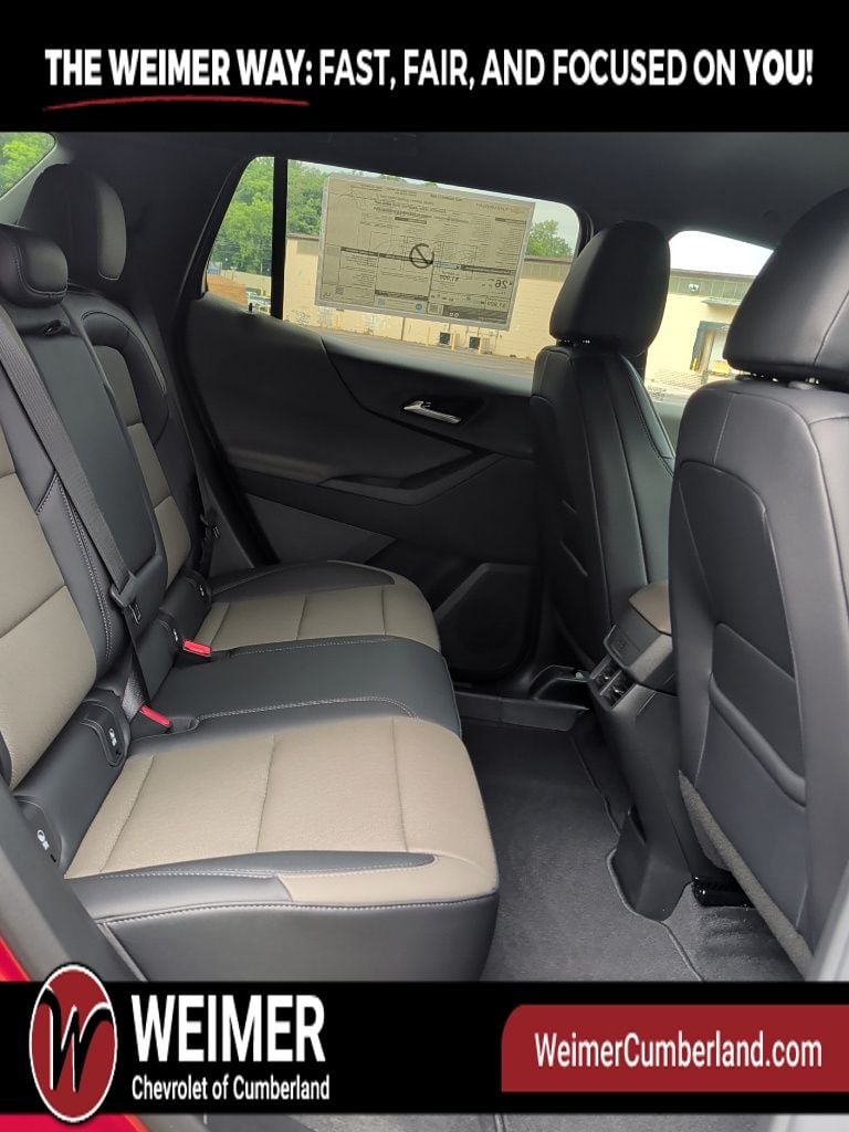 New 2027 Chevrolet Equinox LT - photo - 14
