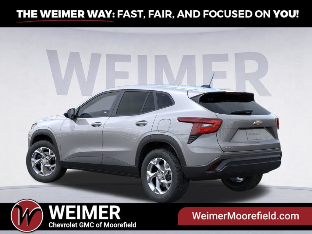 New 2026 Chevrolet Trax LS - photo - 3