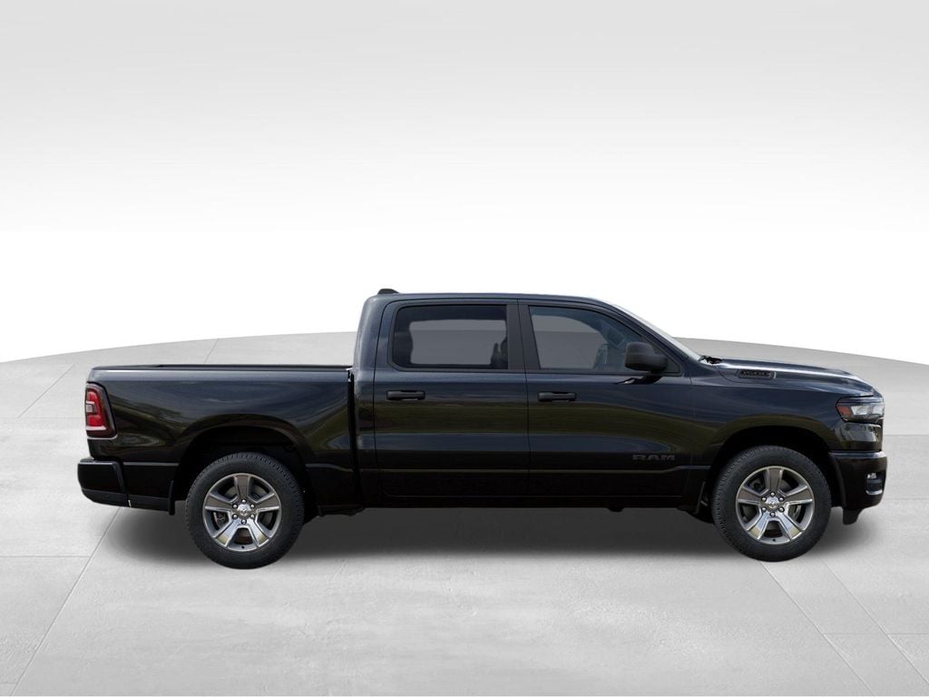 New 2026 Ram 1500 Express - photo - 20