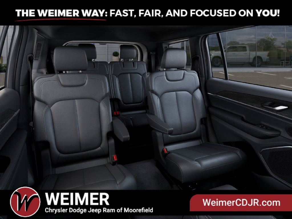 New 2027 Jeep Grand Cherokee L Limited - photo - 14