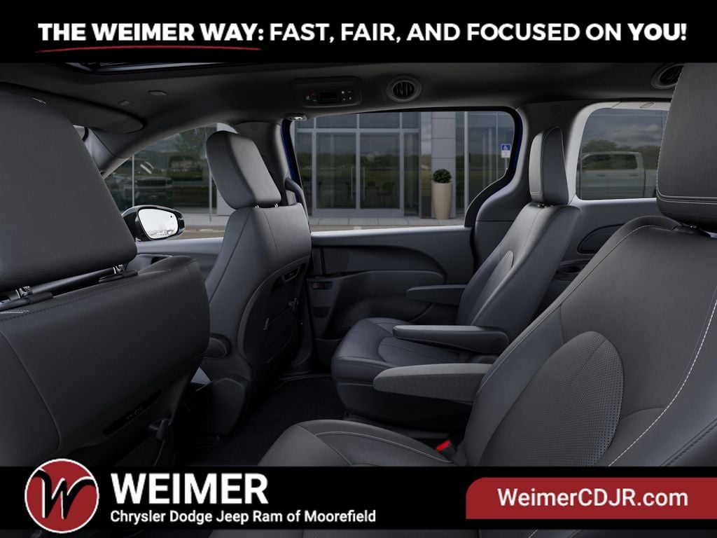New 2027 Chrysler Pacifica Select - photo - 22