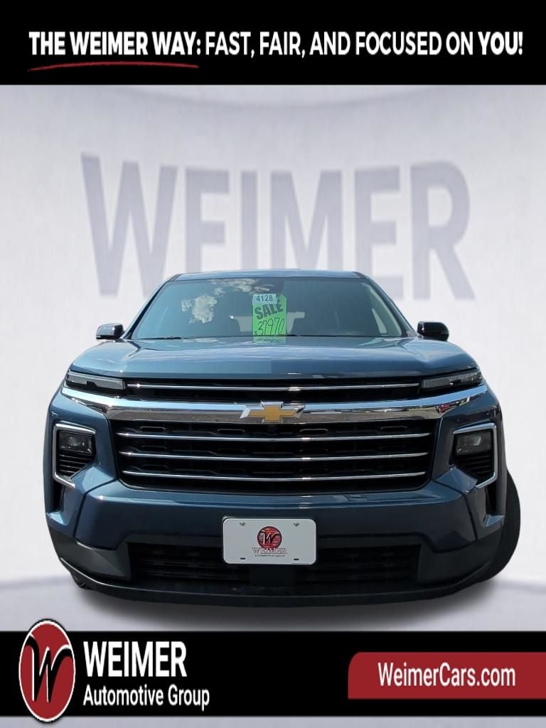 Pre-Owned 2025 Chevrolet Traverse LT - photo - 9