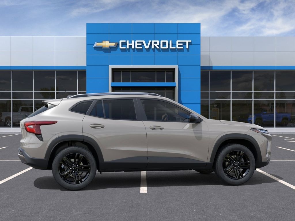 New 2026 Chevrolet Trax ACTIV - photo - 5