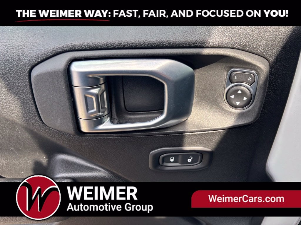 Pre-Owned 2022 Jeep Wrangler Sport - photo - 18