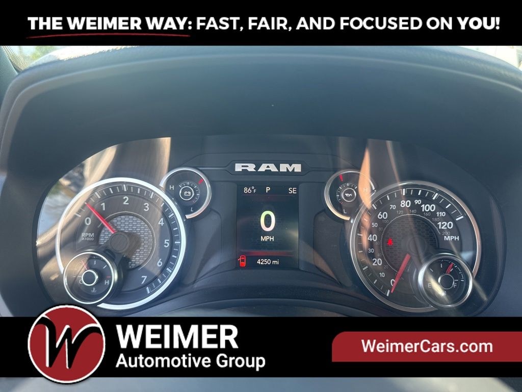Pre-Owned 2024 Ram 1500 Tradesman - photo - 30