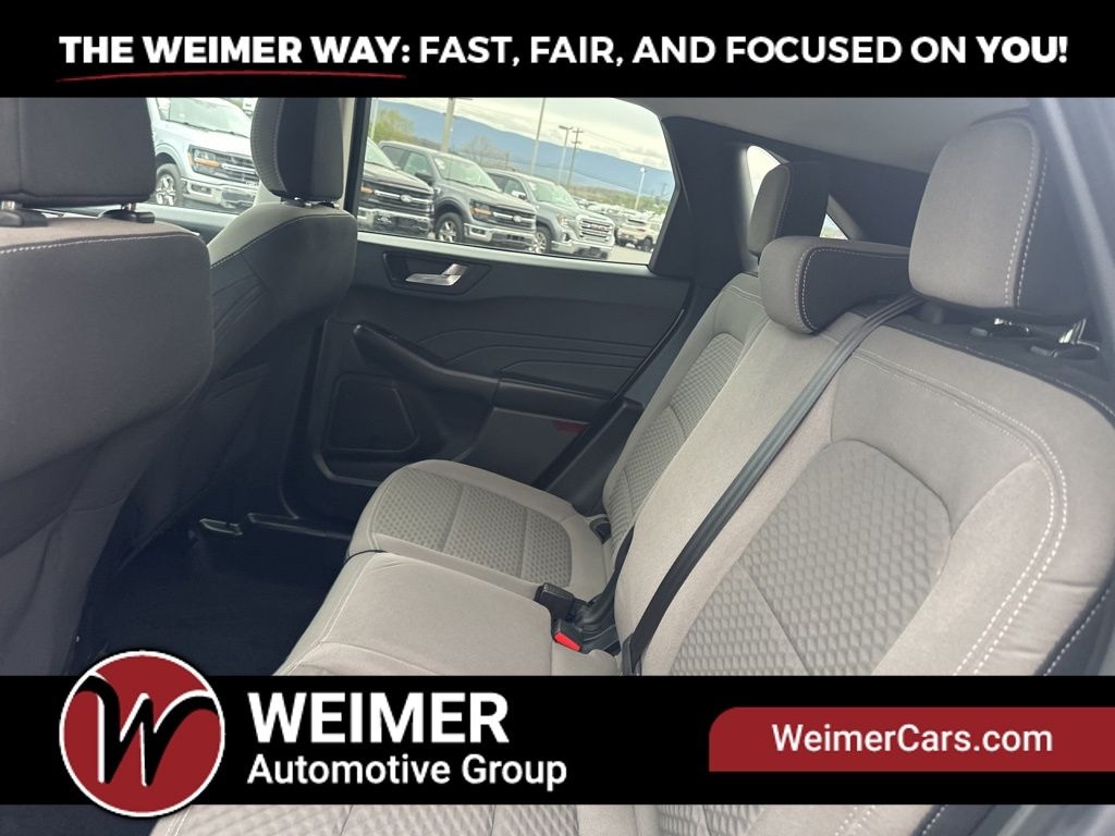 Pre-Owned 2021 Ford Escape SE - photo - 32