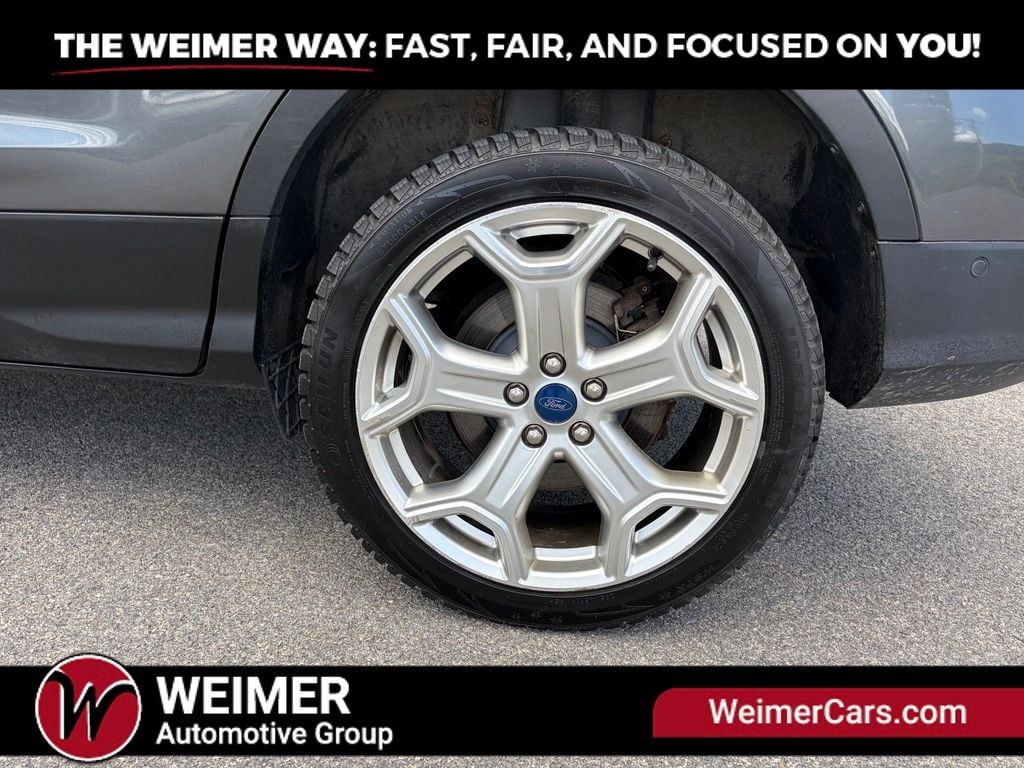 Pre-Owned 2019 Ford Escape Titanium - photo - 9