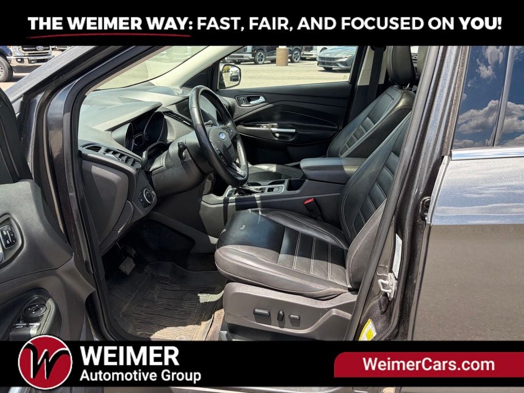 Pre-Owned 2019 Ford Escape Titanium - photo - 20