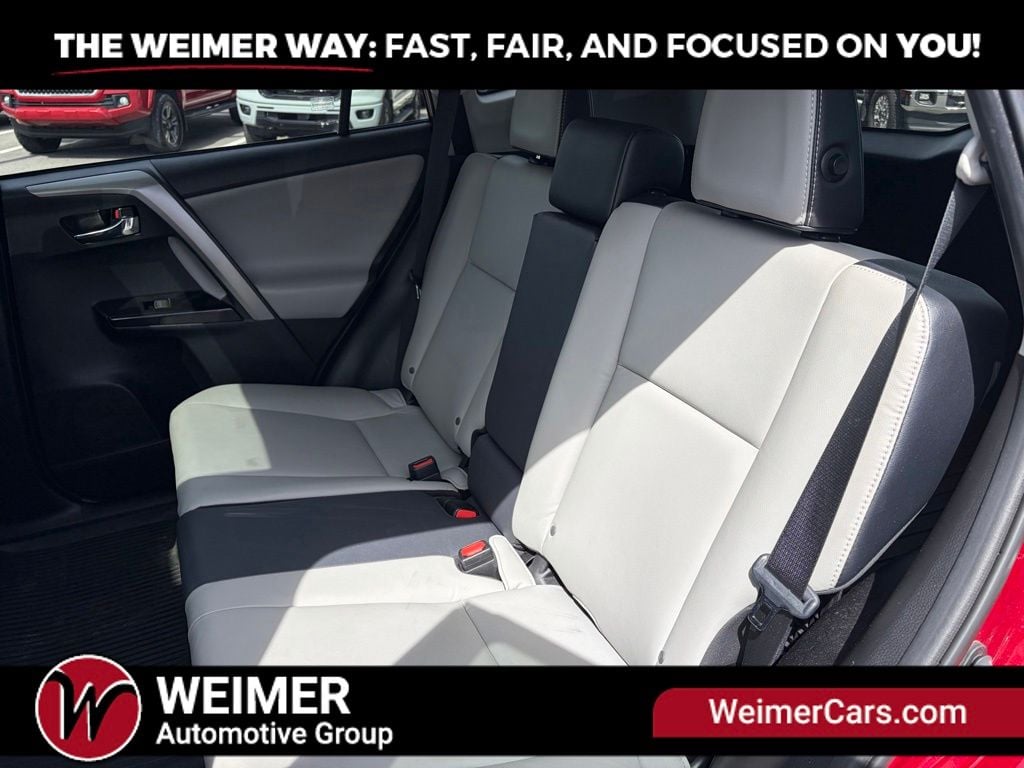 Pre-Owned 2018 Toyota RAV4 Limited - photo - 20