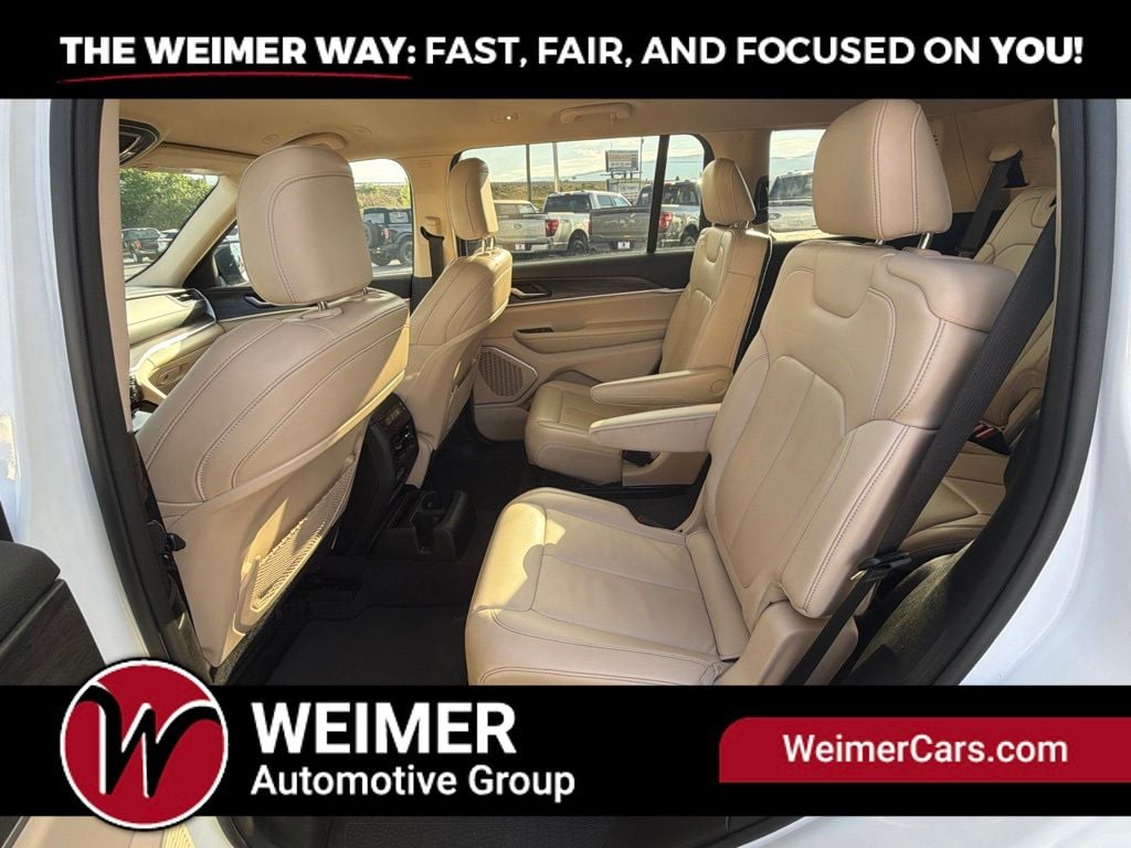 Pre-Owned 2021 Jeep Grand Cherokee L Limited - photo - 18