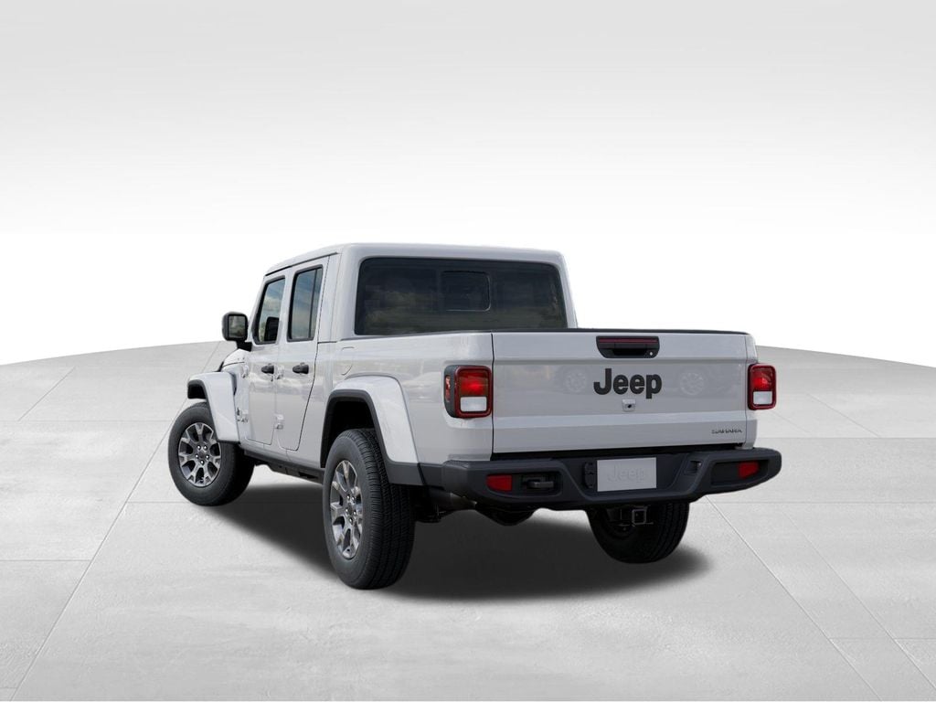 New 2026 Jeep Gladiator Sahara - photo - 2