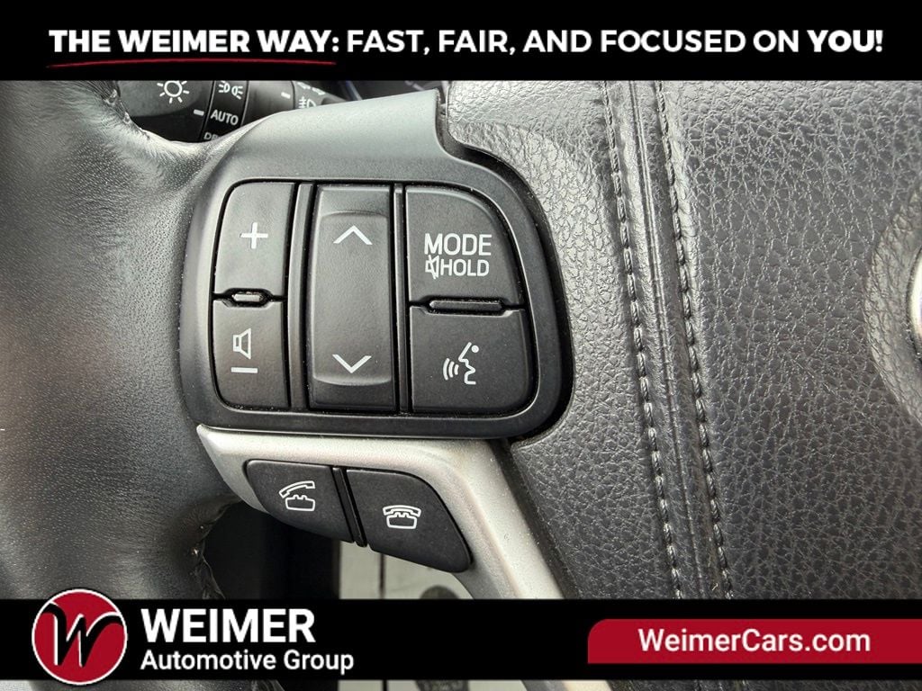 Pre-Owned 2015 Toyota Highlander XLE V6 - photo - 29
