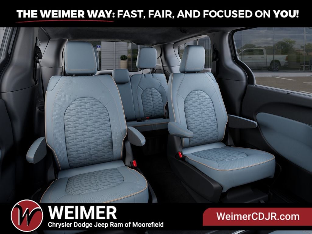 New 2027 Chrysler Pacifica Pinnacle - photo - 14