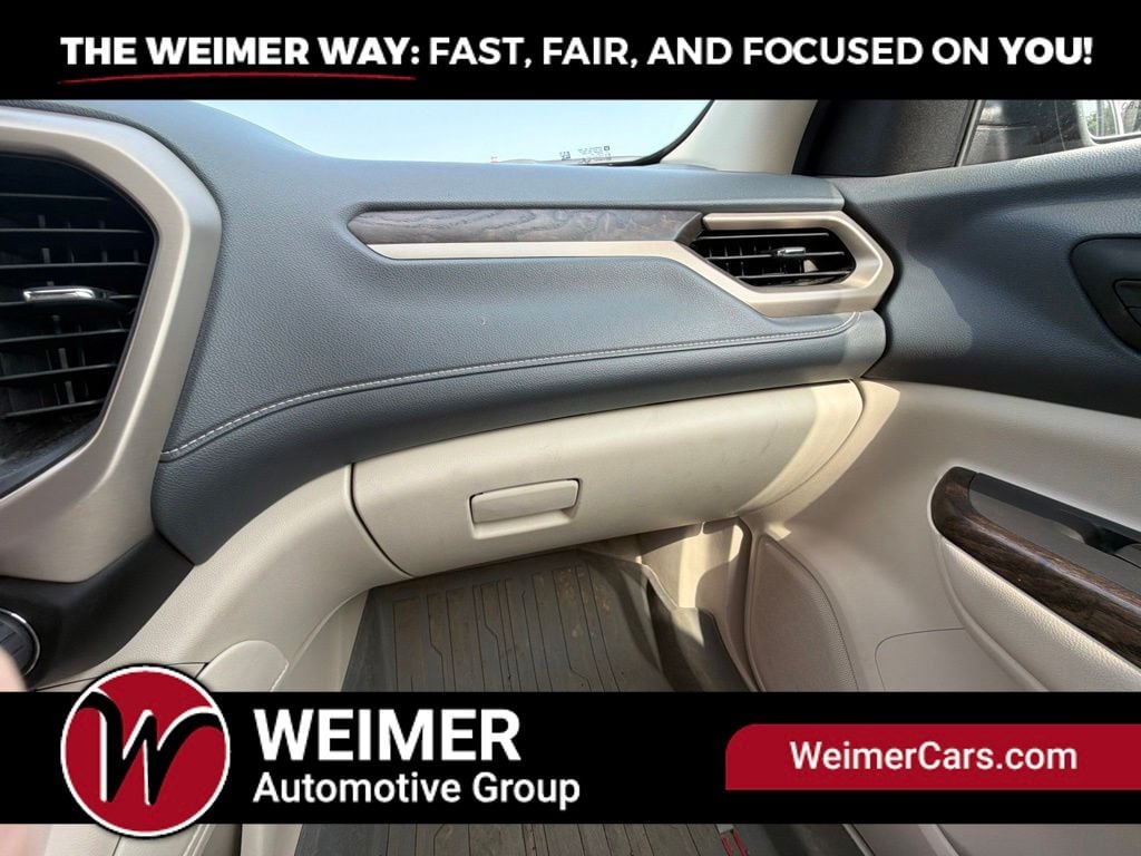 Pre-Owned 2023 GMC Acadia Denali - photo - 26