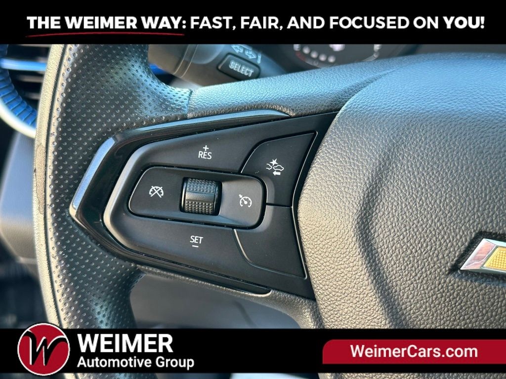 Pre-Owned 2024 Chevrolet Trax LS - photo - 12
