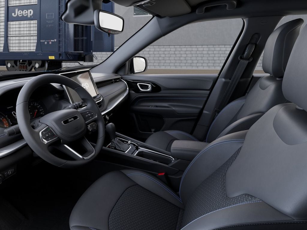 New 2026 Jeep Compass Latitude - photo - 21